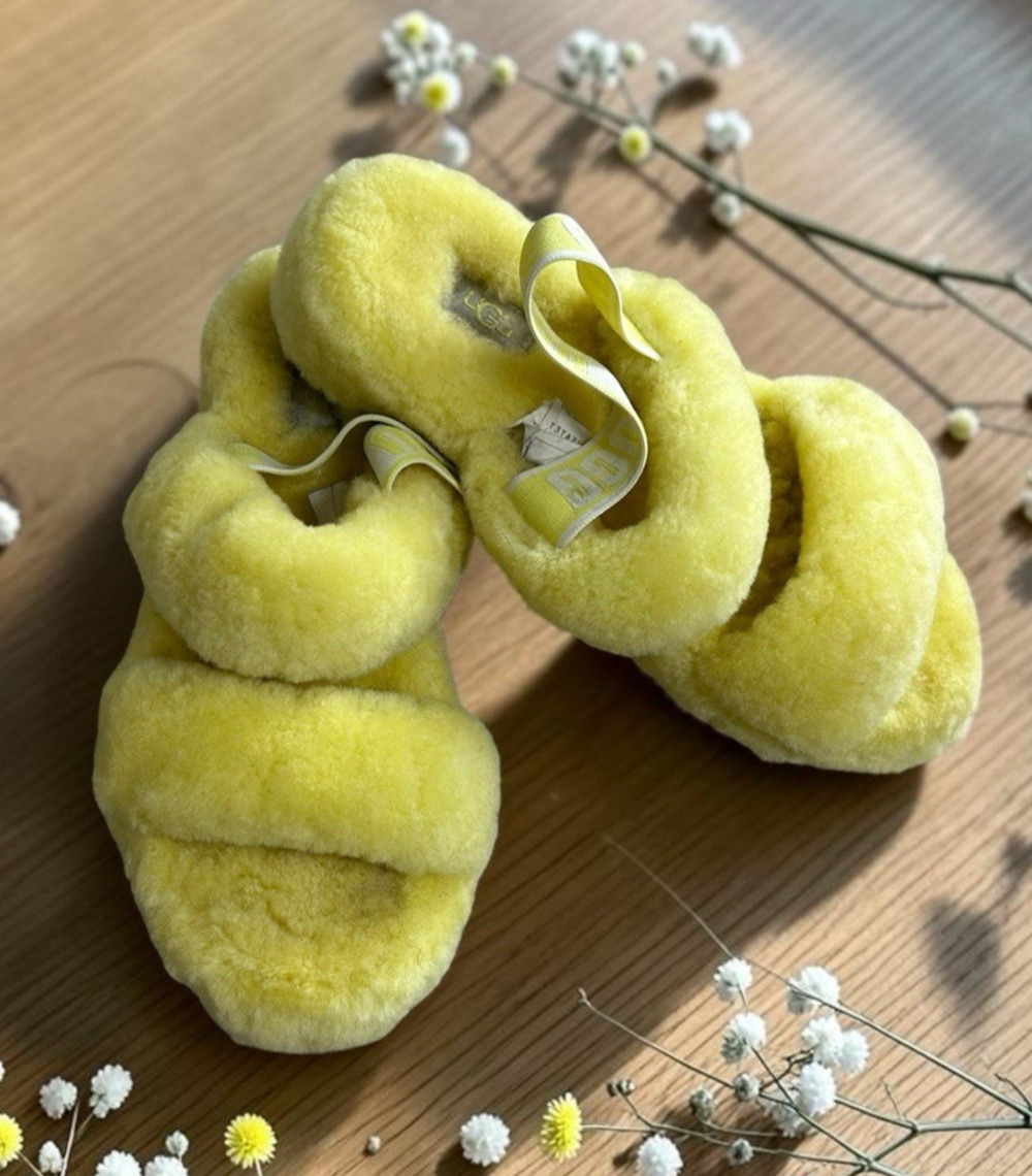 UGG Fluff Yeah Yellow Shearling Slide Size 8 Slingback Logo Platform Shoes